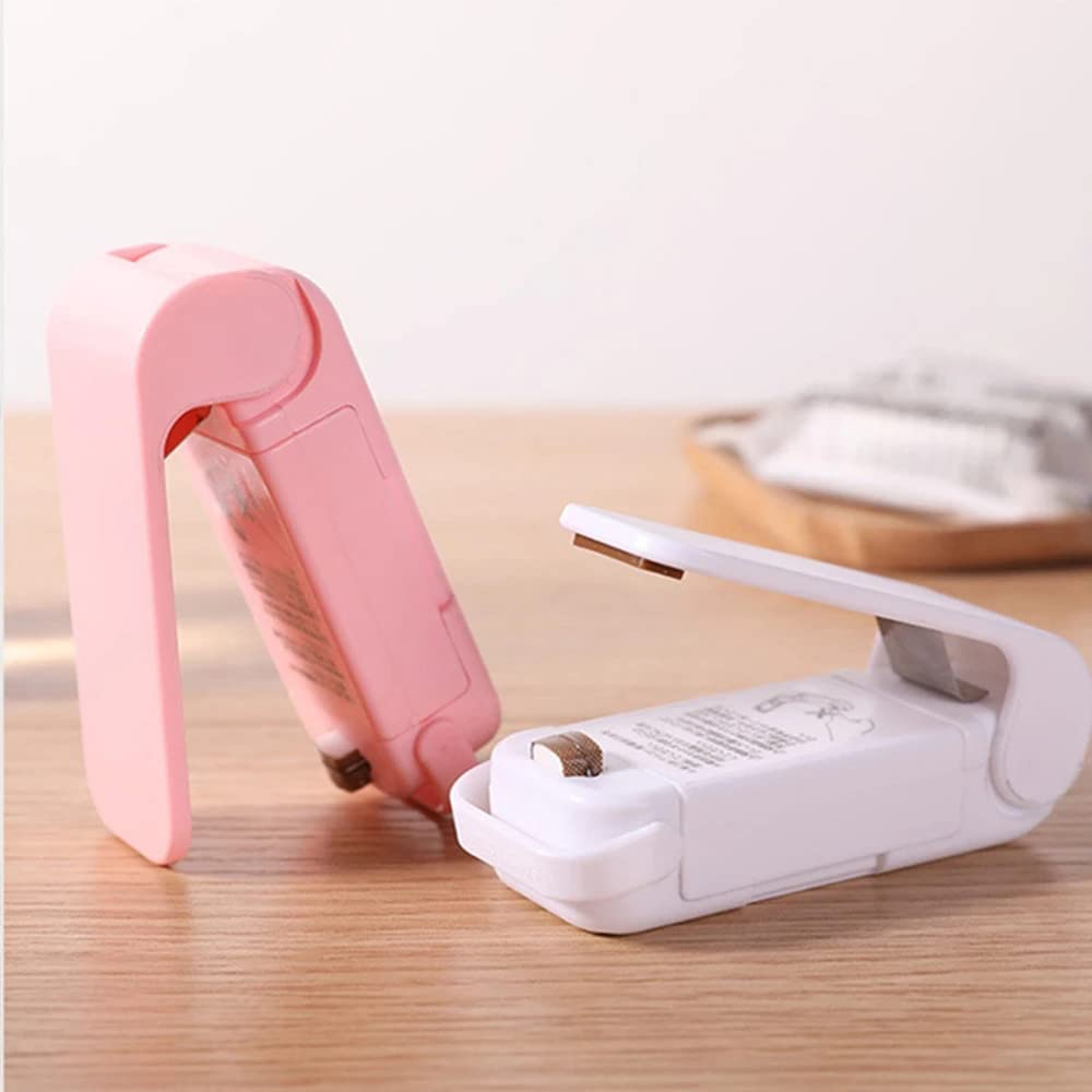 Mini heat sealer for sealing plastic food bags