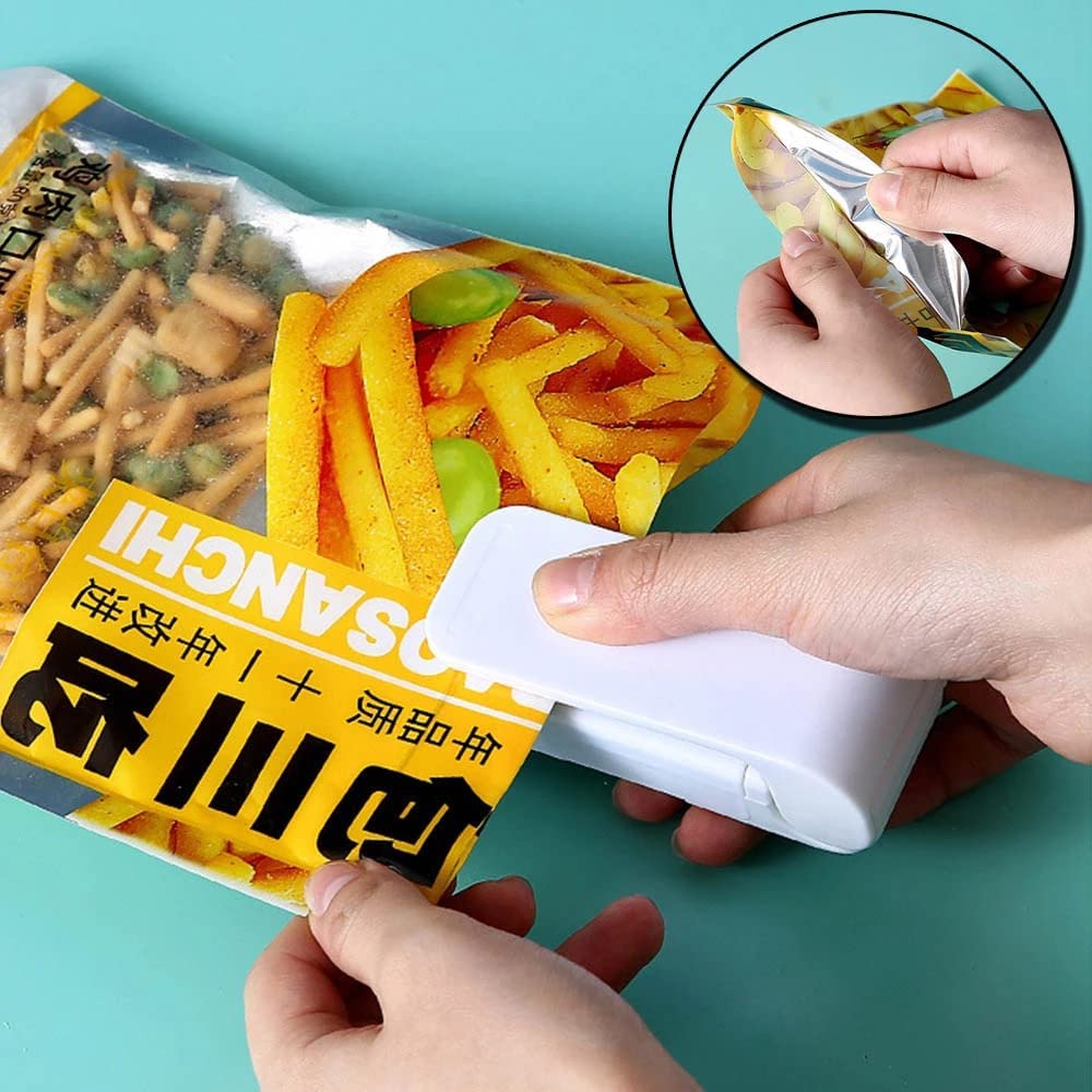 Mini heat sealer for resealing snack bags
