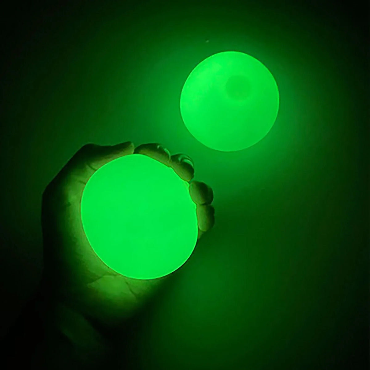 Sticky Glow Balls fun glow-in-the-dark toy set
